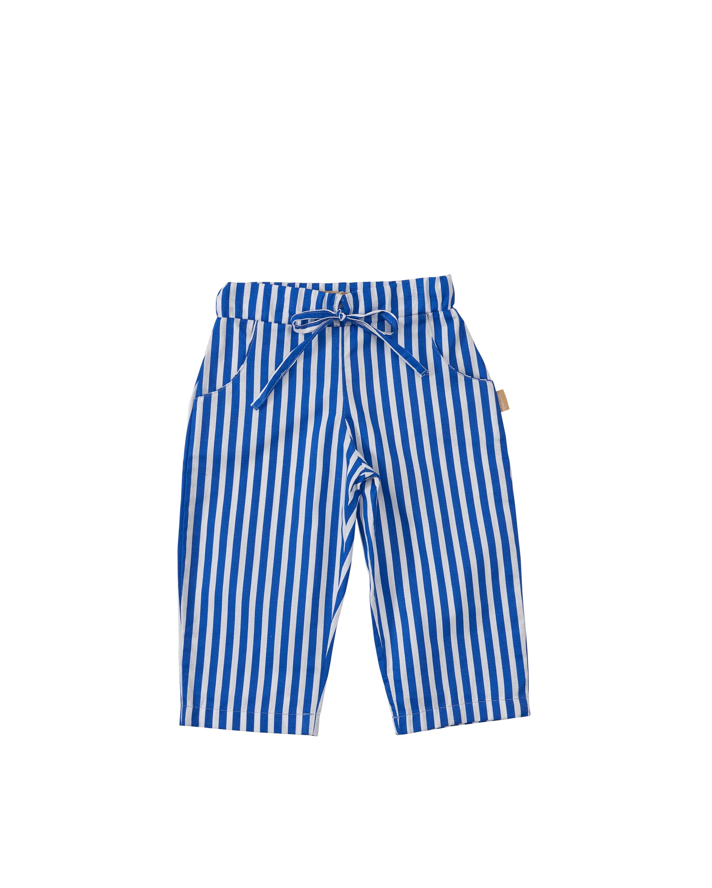 Calça unissex infantil com bolsos laterais, corte reto e cintura elástica. Conforto e estilo para meninos e meninas.

